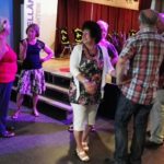 Inrichten zaal dirgelenfeest 2016 (24) w